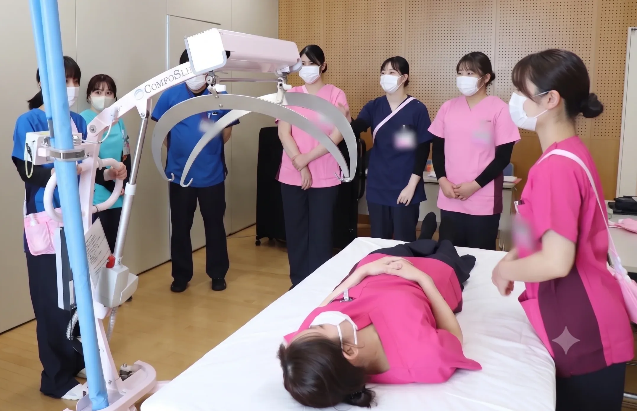 新人研修を受ける様子